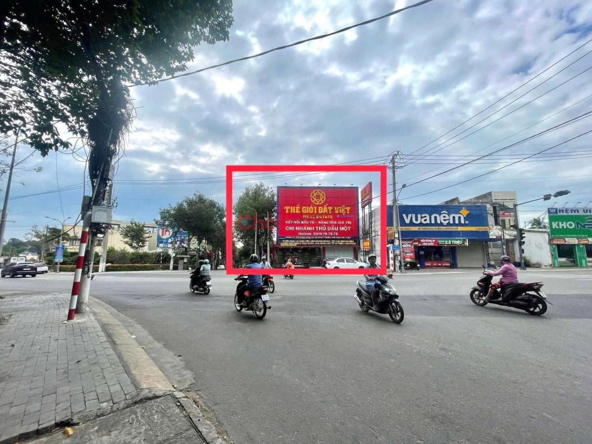 Cho Thuê Nhà GÓC 2 Mặt Tiền số 322 Cách Mạng Tháng 8, Thành Phố Thủ Dầu Một, Tỉnh Bình Dương