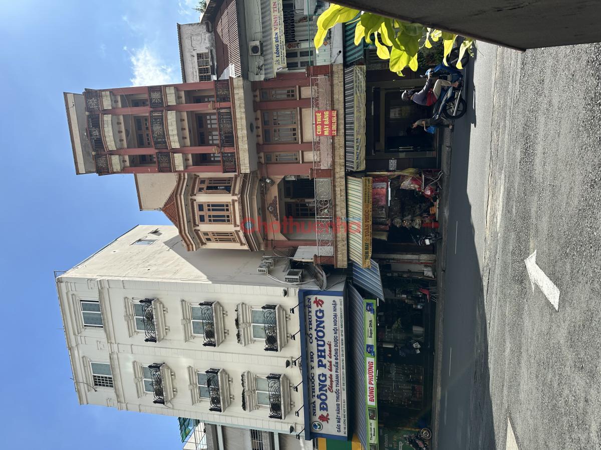 Cho thuê mặt bằng tầng trệt và một gác lửng