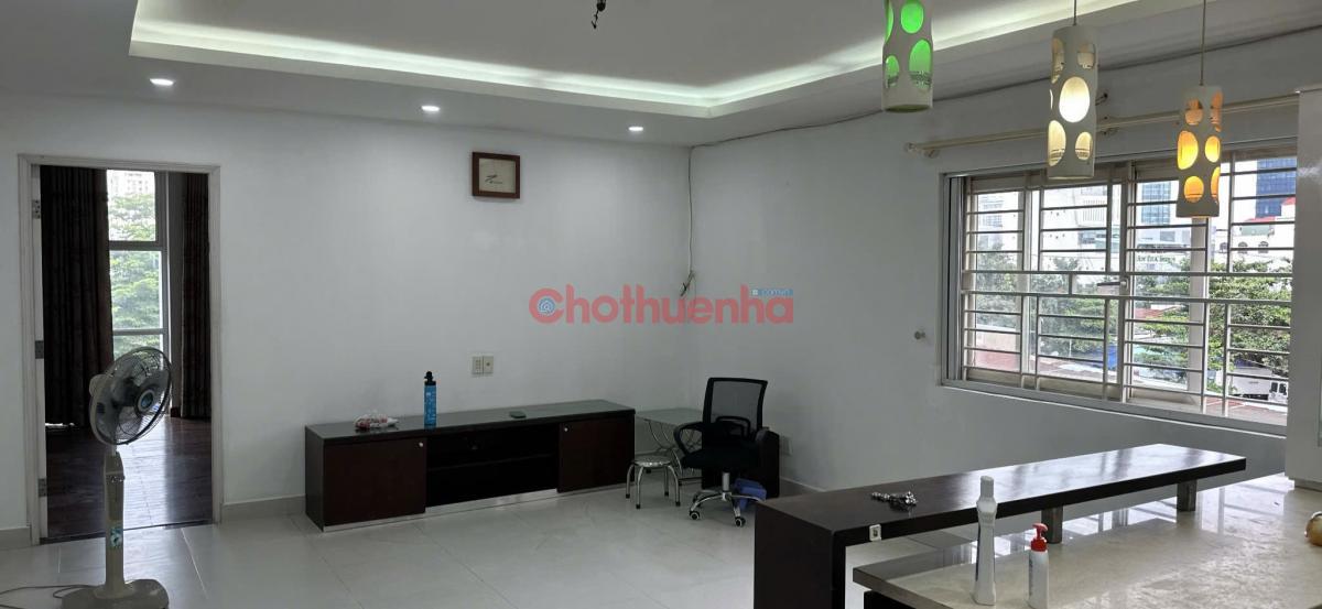 Cho thuê nhà trọ 65m2, tầng 2, khu vực trung tâm quận 7, gần trường đại học Tôn Đức Thắng
