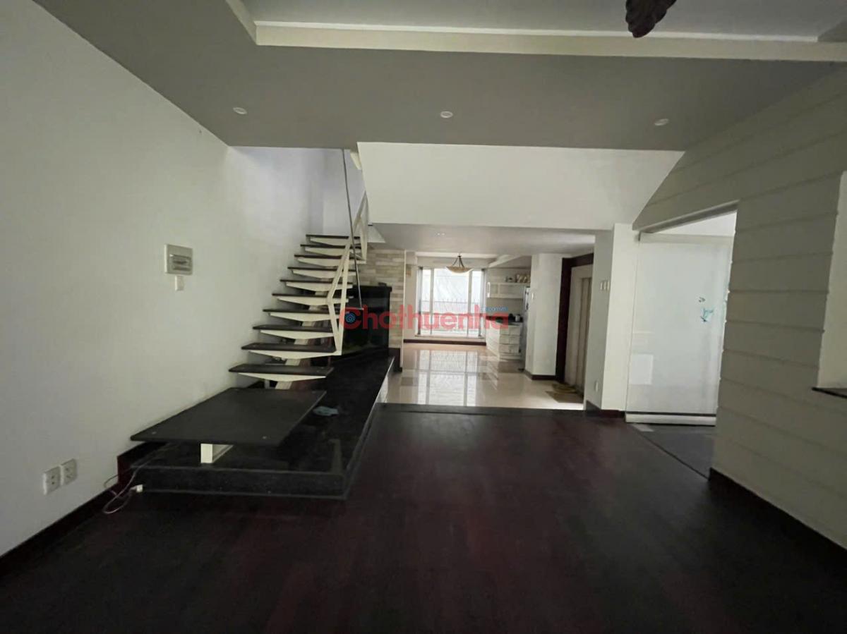 Cho thuê NC MT Hoa Mai Phú Nhuận- 8x18m Giá rẻ