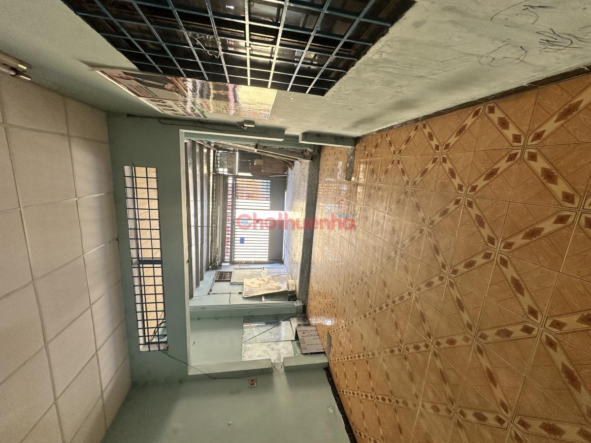 Cho thuê nhà đườn song hành ql22 xã Tân Xuân gần trường đại học ngoại ngữ ,