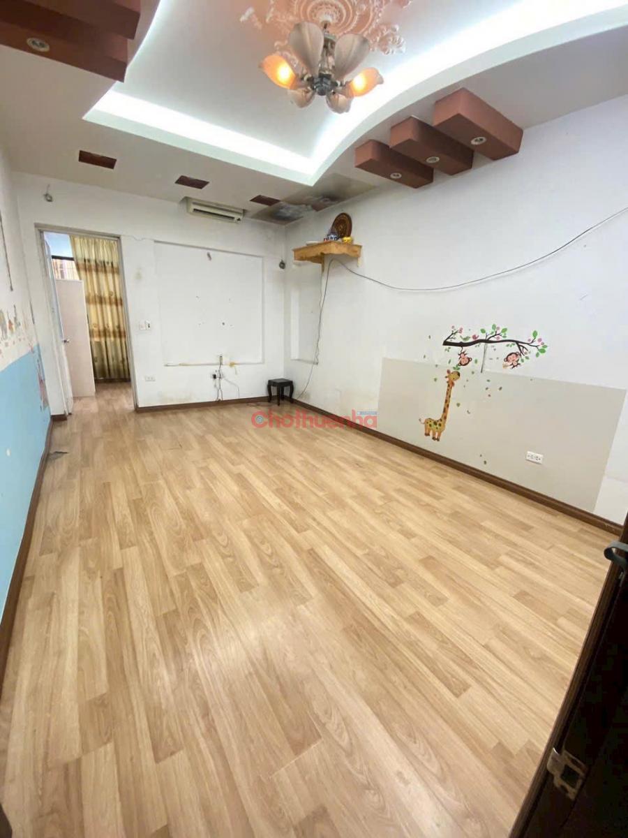 Cho thuê cc 94m, 3 ngủ thoáng đẹp, trung tâm Q hai bà, cực gần công viên, bệnh viện, trường học
