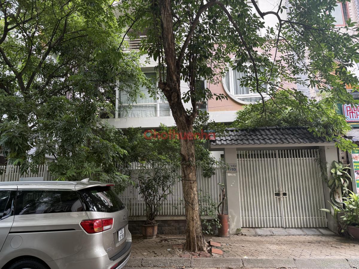 Nhà làm văn phòng, cafe