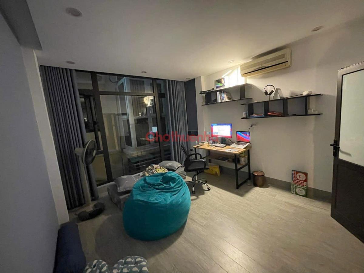 Cho thuê NR view đẹp tại Kim Hoa, 13 triệu, 4 tầng tổng diện tích 100m2,\r\n2PN, 2WC, Đống Đa, Hà Nội