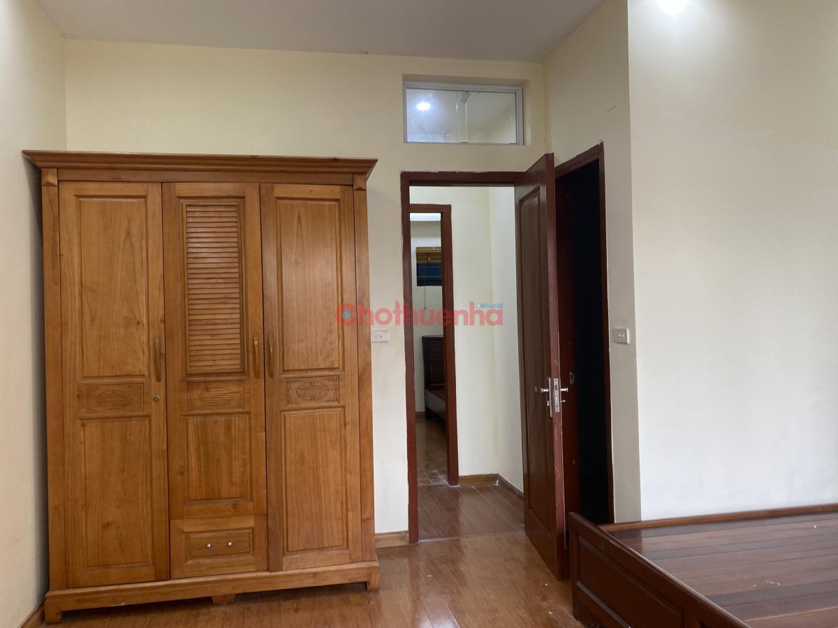 CHO THUÊ căn 3 ngủ 93m2 tầng 5 toà VP5 Linh Đàm