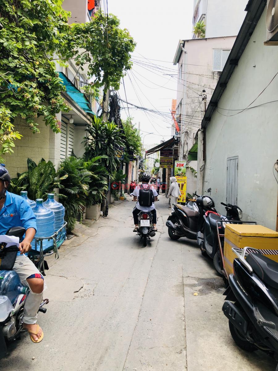 Chính chủ đang sửa chữa cơ bản cần cho thuê nhà nguyên căn