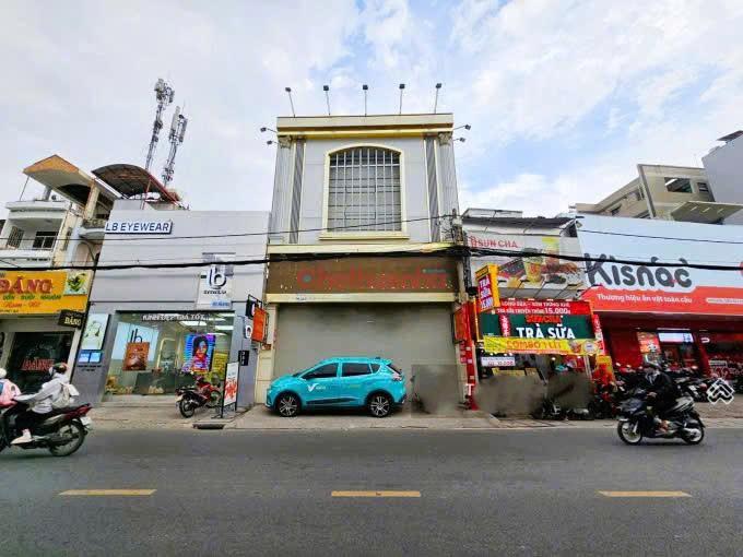Cho Thuê Nhà Mặt Tiền 255 Lê Văn Việt, Quận 9, Thành Phố Thủ Đức. Ngang 7.5m x 20m, 1 trệt 1 lầu