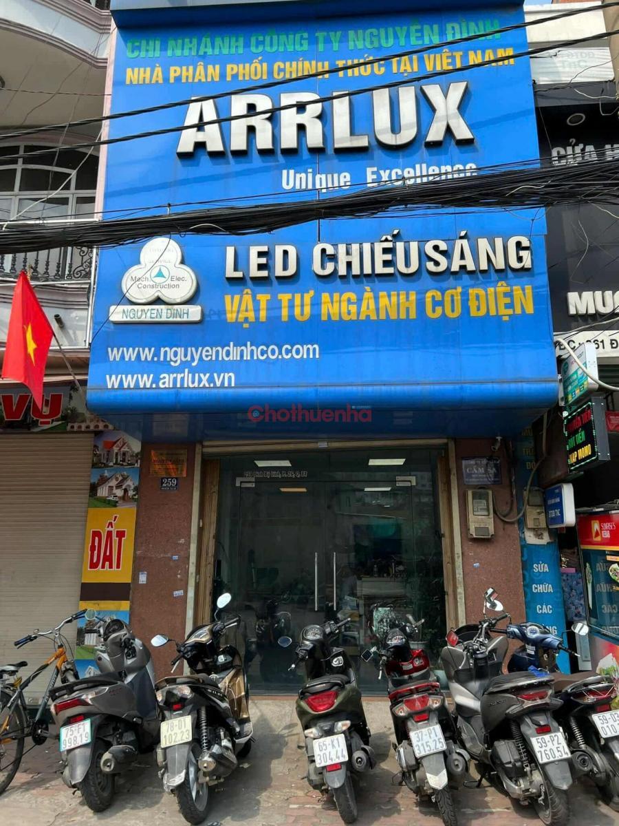 Mặt tiền đường Đinh Bộ Lĩnh ,