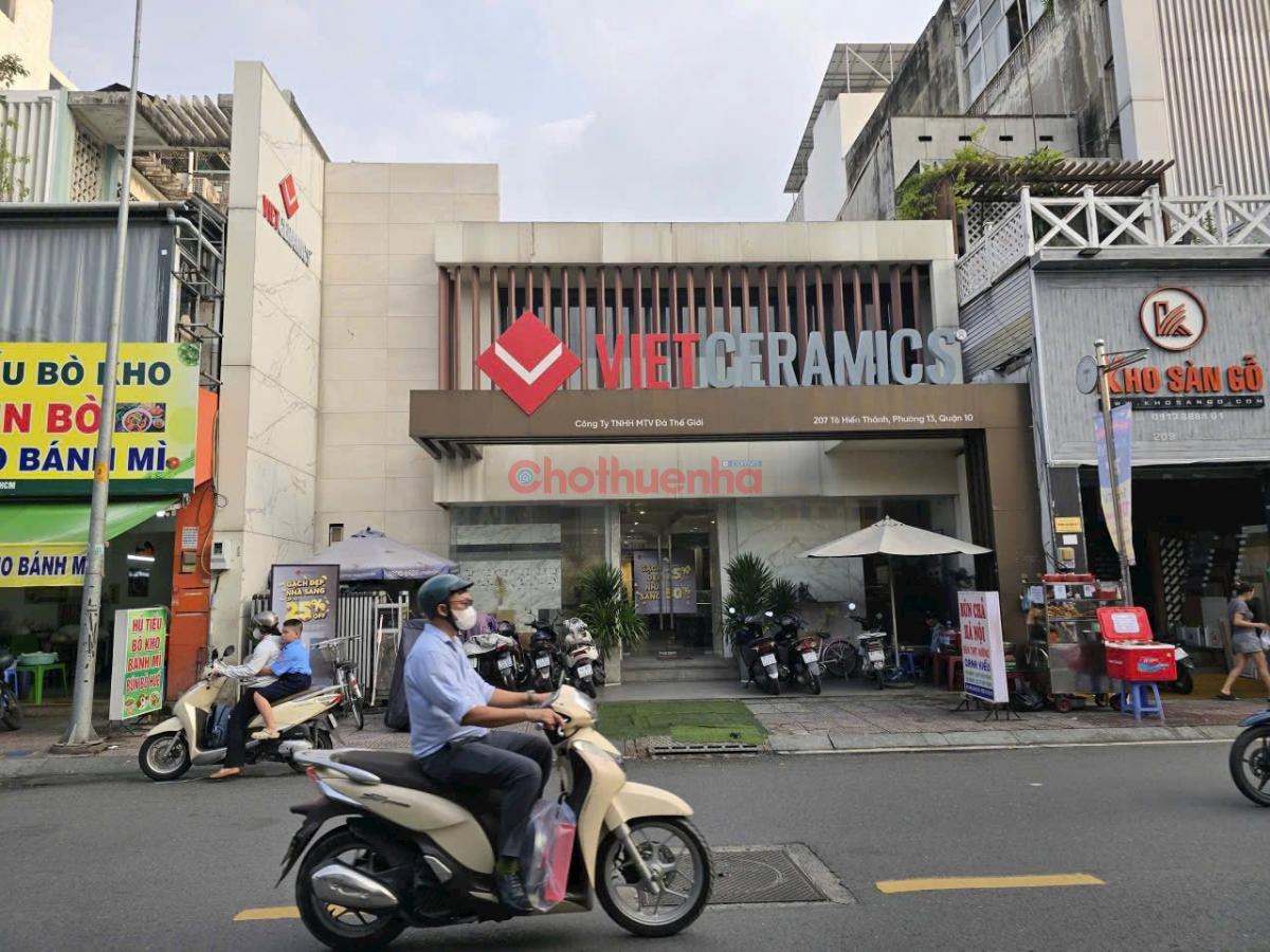 Cho Thuê Nhà Mặt Tiền 207 Tô Hiến Thành, Phường 13, Quận 10. Ngang 12.3m x 40m, 1 trệt 1 lầu