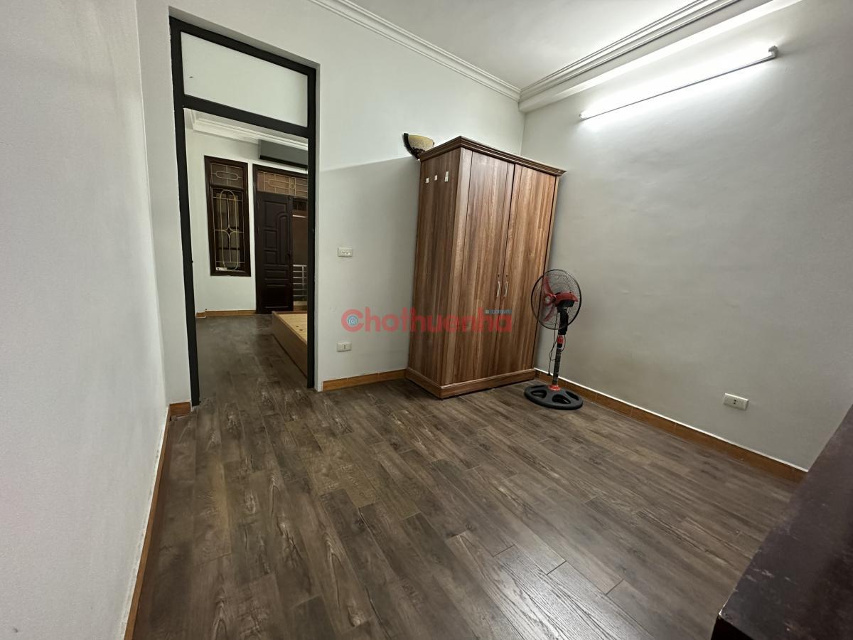 Cho thuê tầng 3, nhà chính chủ tại ngõ 79 đường Cầu Giấy