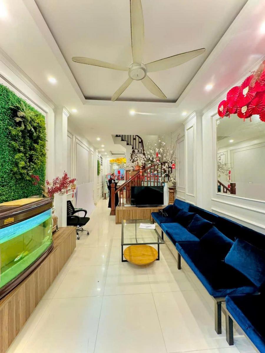 Nhà riêng cho thuê lâu dài tại Phố Trạm, Long Biên, HN để ở và/hoặc văn phòng-Đầy đủ nội thất