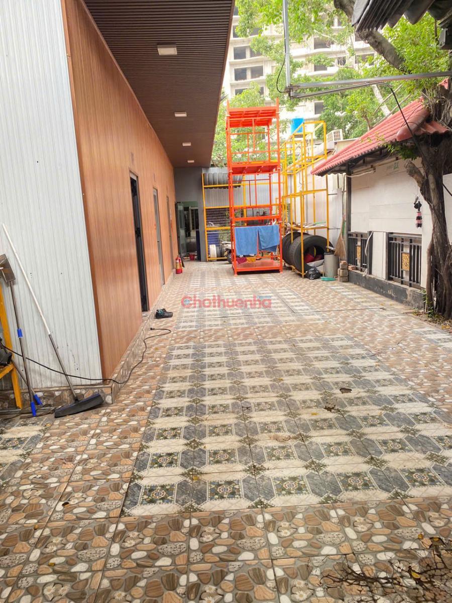 Sang mặt bằng - mặt tiền Khu Phú Mỹ Hưng, Q7, HCM