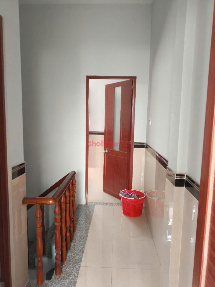 Cho thuê nhà nguyên căn 1 trệt 1 lầu