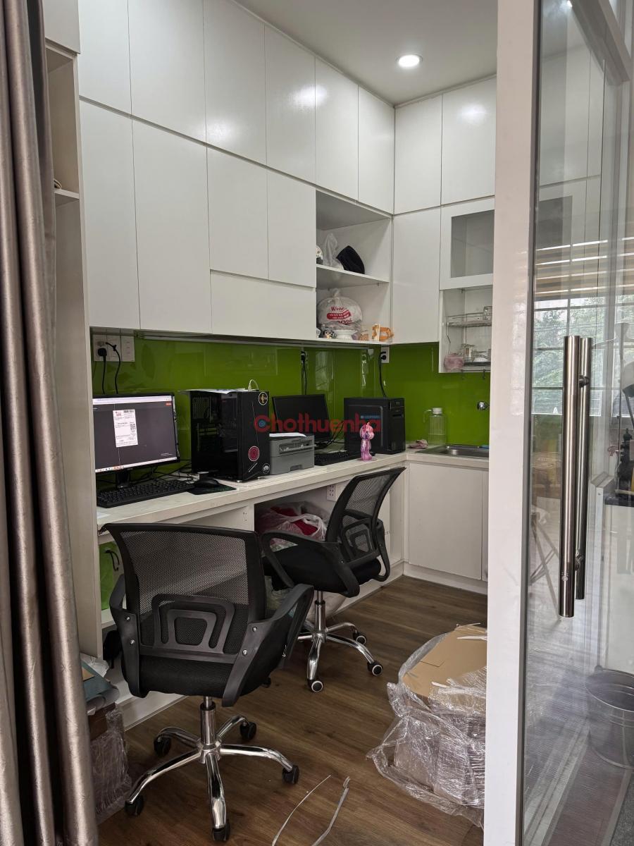 Cho thuê văn phòng kinh doanh online hoặc studio 40m2 tại đường chính Phú Nhuận