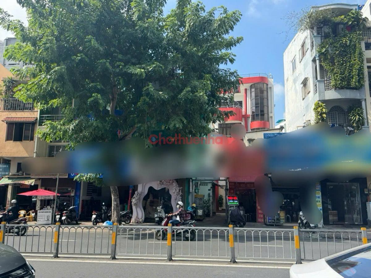 CTNNC Mặt Tiền Lý Thái Tổ Phường 9, Quận 10 4x10m2 1 Trệt 2 Lầu – Giá Chỉ 25 Triệu/Tháng