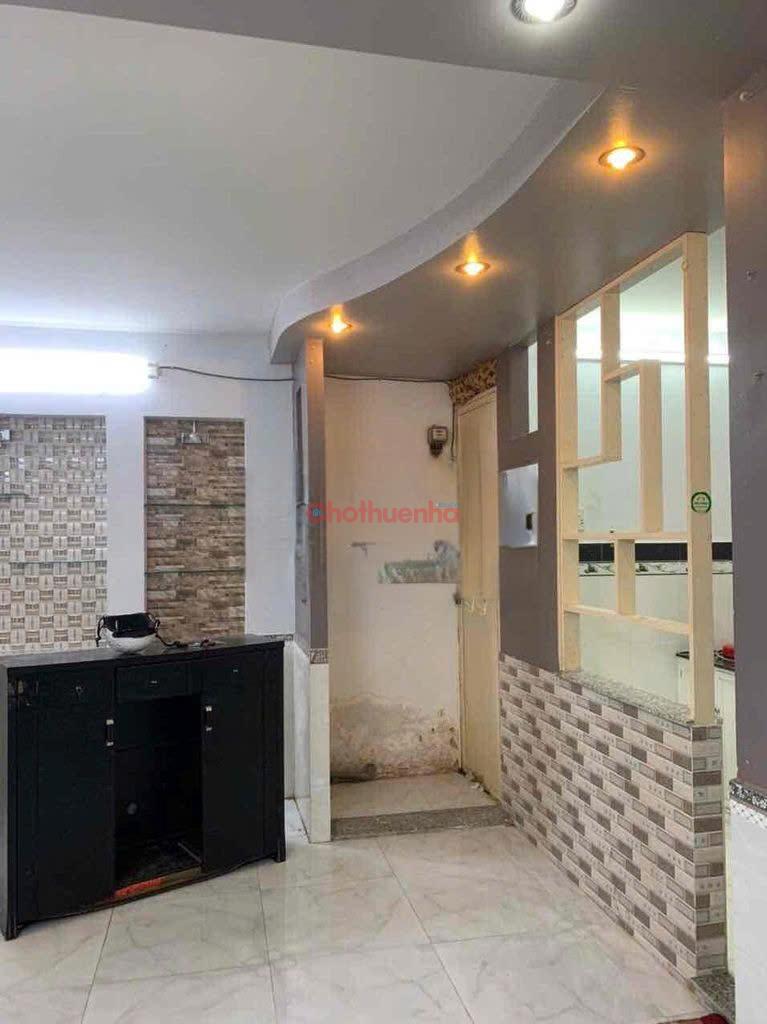 Nhà nguyên căn Nguyễn Kiệm, gần chợ Phú Nhuận & Phan Đình Phùng, Quận Phú Nhuận