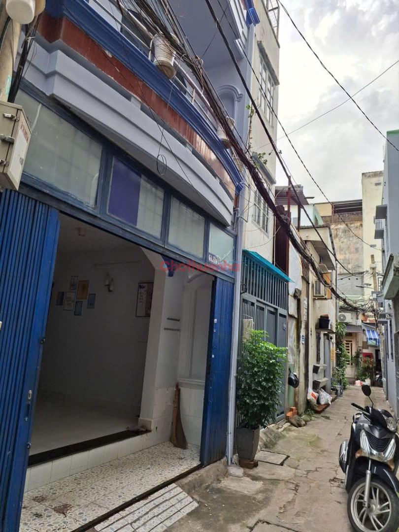 🏠 Nhà hẻm Bắc Hải Quận 10 – Gần SVĐ Thống Nhất, 2PN, ở gia đình