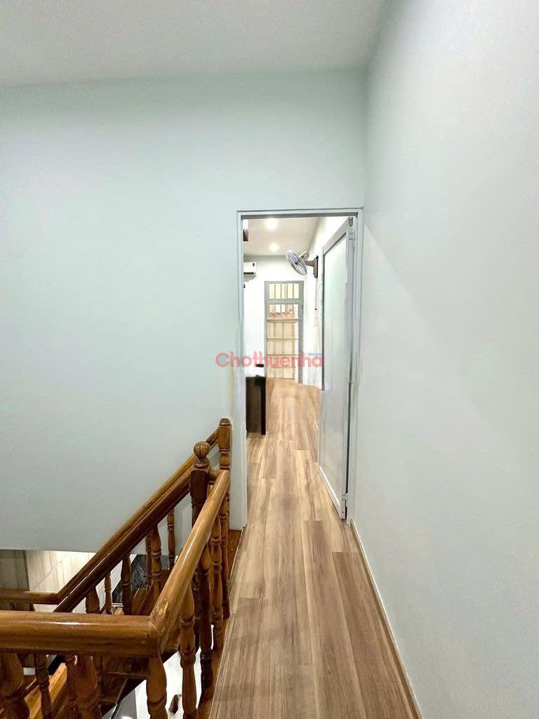 🏠 Cho thuê nhà hẻm Đoàn Văn Bơ, Phường 9, Quận 4 – Full nội thất, gần Cầu Ông Lãnh