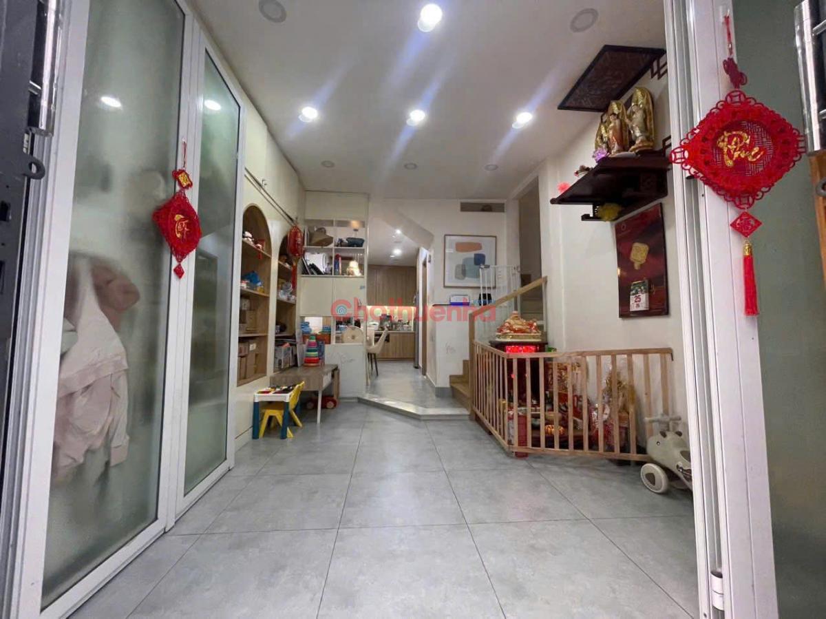 🏠 Cho thuê nhà nguyên căn – Sư Vạn Hạnh, P.10, Quận 10