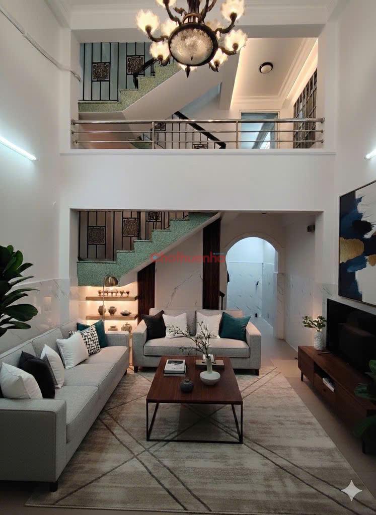 NHÀ MỚI 1 trệt – 2 lầu – 3PN – 2WC – hẻm xe hơi – GẦN ĐH CÔNG NGHIỆP 4 – GÒ VẤP